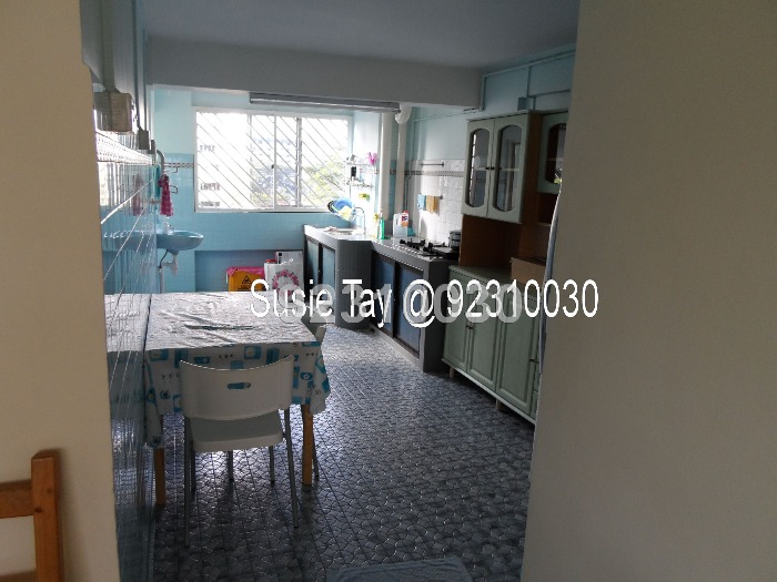 Blk 214 Lorong 8 Toa Payoh (Toa Payoh), HDB 4 Rooms #113392